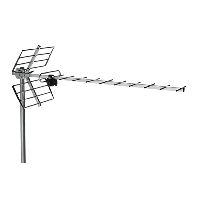 ANTENA UHF. CANALES 21-48. G = 12 DB